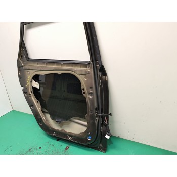 Recambio de puerta trasera derecha para kia carens iv 1.7 crdi referencia OEM IAM 77004A4000  