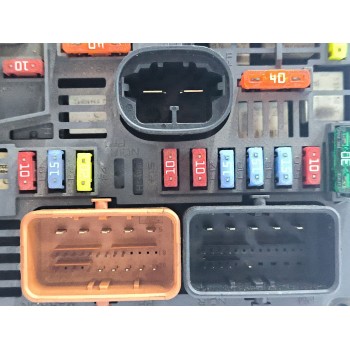 Recambio de caja reles / fusibles para peugeot 407 (6d_) 2.0 hdi (6drhrh) referencia OEM IAM 9667044980  