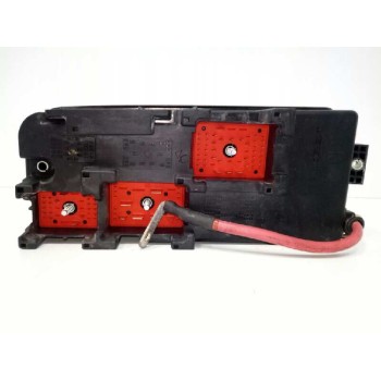 Recambio de caja reles / fusibles para opel vectra c berlina comfort referencia OEM IAM 13112918 519038004 