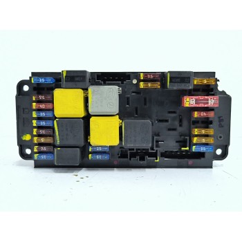 Recambio de caja reles / fusibles para mercedes-benz clase c (w203) c 180 kompressor (203.046) referencia OEM IAM 2035452901 5DK