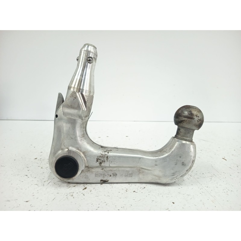ENGANCHE REMOLQUE 4Z7092156