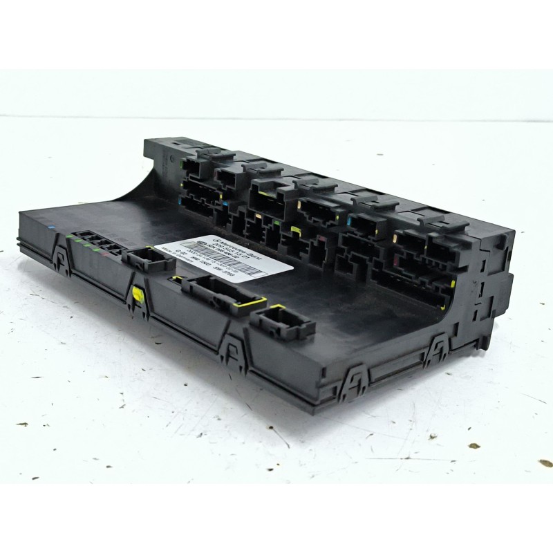 CAJA RELES / FUSIBLES 5DK00848602