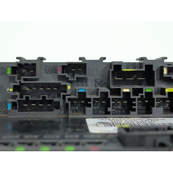 Recambio de caja reles / fusibles para mercedes-benz clase c (w203) c 180 kompressor (203.046) referencia OEM IAM 2095451501 5DK