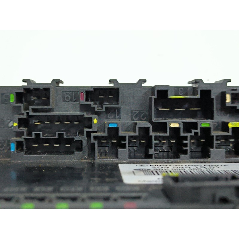 CAJA RELES / FUSIBLES 5DK00848602