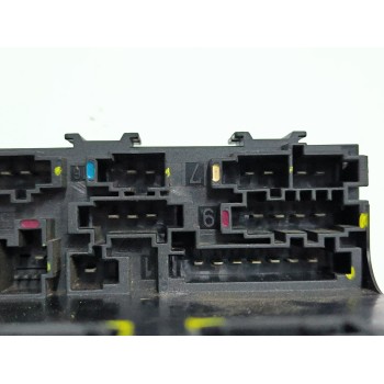Recambio de caja reles / fusibles para mercedes-benz clase c (w203) c 180 kompressor (203.046) referencia OEM IAM 2095451501 5DK