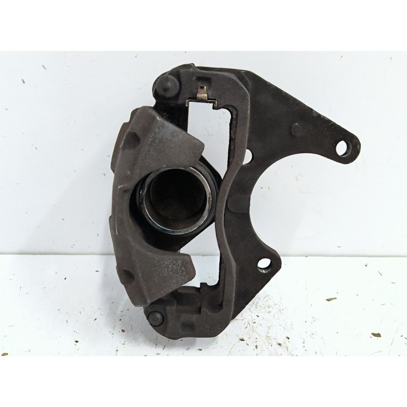Recambio de pinza freno delantera derecha para kia k2500 caja/chasis (sd) 2.5 d referencia OEM IAM 0K60A33980B  