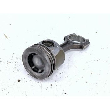 Recambio de biela para kia sportage iii (sl) 1.7 crdi referencia OEM IAM 235102A400  