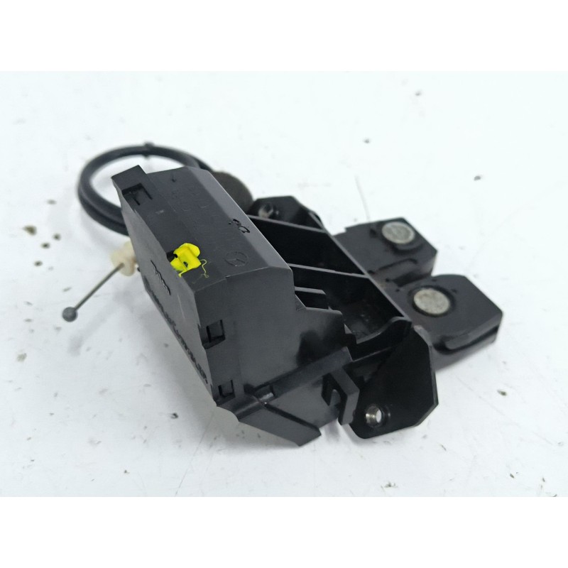 CERRADURA MALETERO / PORTON A1717500185