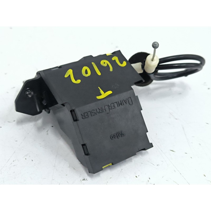CERRADURA MALETERO / PORTON A1717500185