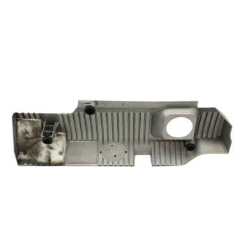 Recambio de tapa motor para toyota auris touring sports (e18) 1.8 16v cat (híbrido) referencia OEM IAM 1121237090  