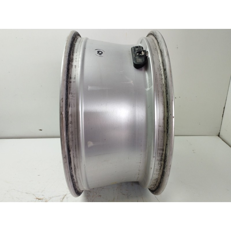 LLANTA 8JX18 0H H5 5X110
