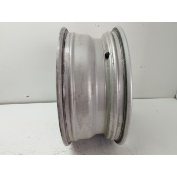 Recambio de llanta para bmw 1 (e87) 118 d referencia OEM IAM 677561813 6.5JX16 H5 5X125