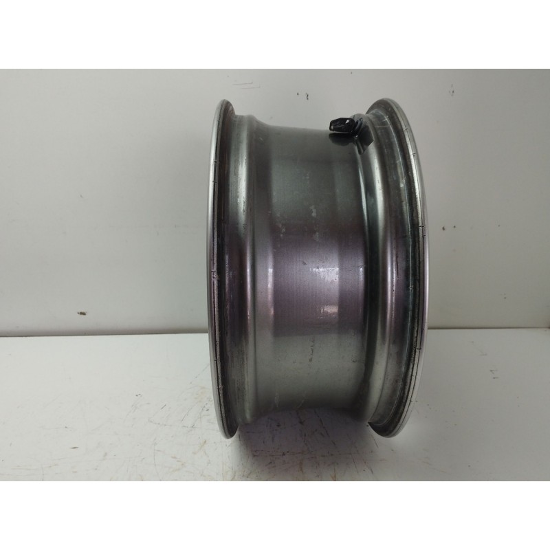 LLANTA 7JX16 H5 5X108