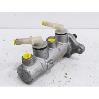 Recambio de bomba freno para kia k2500 caja/chasis (sd) 2.5 d referencia OEM IAM 585104E200  
