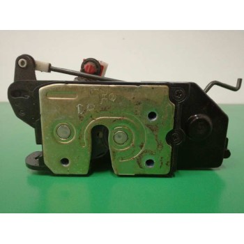 Recambio de cerradura puerta trasera derecha para ssangyong rodius xdi referencia OEM IAM   