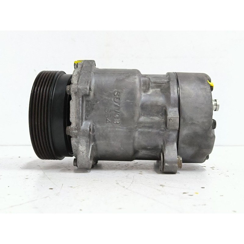 Recambio de compresor aire acondicionado para seat ibiza ii (6k1) 1.4 16v referencia OEM IAM 1J0820803K  