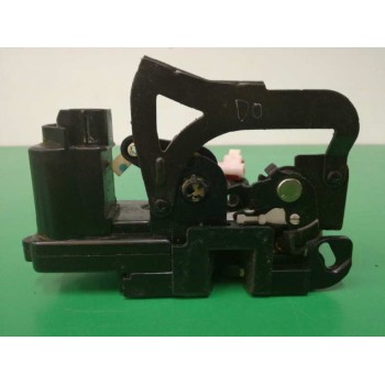 Recambio de cerradura puerta trasera derecha para ssangyong rodius xdi referencia OEM IAM   