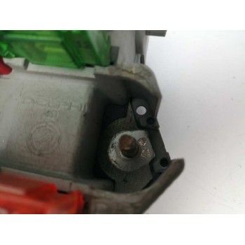 Recambio de caja reles / fusibles para fiat punto berlina (188) 1.9 diesel eco referencia OEM IAM 46760257  