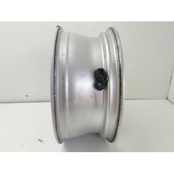 Recambio de llanta para toyota auris (_e18_) 1.2 (nre185_) referencia OEM IAM  6.5JX16 ET45 H5 5X117
