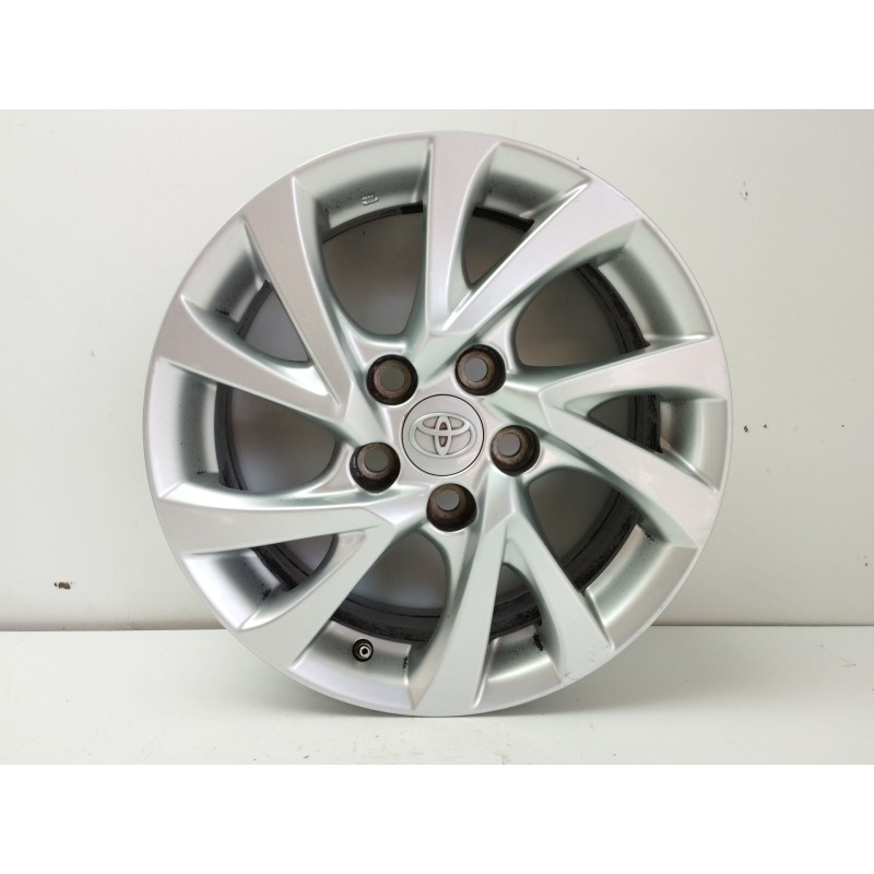 Recambio de llanta para toyota auris (_e18_) 1.2 (nre185_) referencia OEM IAM  6.5JX16 ET45 H5 5X117