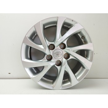 Recambio de llanta para toyota auris (_e18_) 1.2 (nre185_) referencia OEM IAM  6.5JX16 ET45 H5 5X117