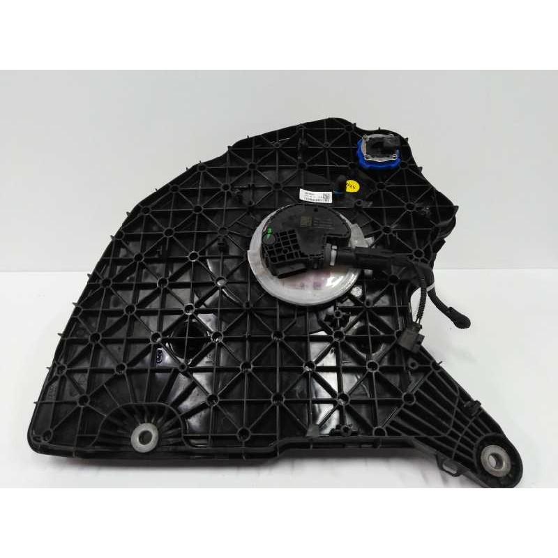 Recambio de deposito adblue para audi a4 avant (8w5) sport edition quattro referencia OEM IAM 8WD131878BK DEPOSITO ADBLUE 406740