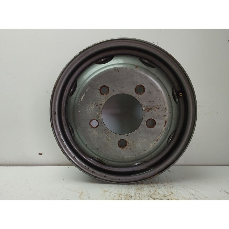 Recambio de llanta para nissan trade caja/chasis 3.0 d referencia OEM IAM 527117 5JX15H H5 5X160