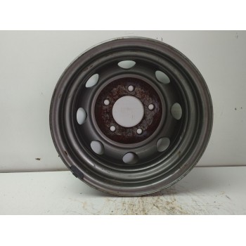Recambio de llanta para nissan trade caja/chasis 3.0 d referencia OEM IAM 527117 5JX15H H5 5X160