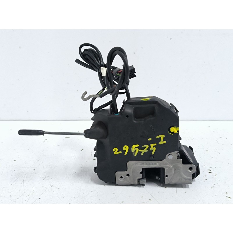 CERRADURA PUERTA DELANTERA IZQUIERDA Q38
