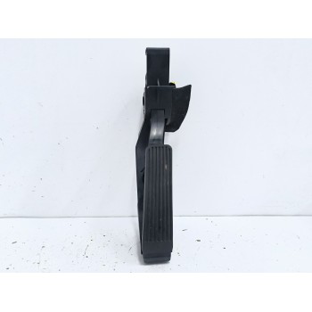 PEDAL ACELERADOR A2033000104 