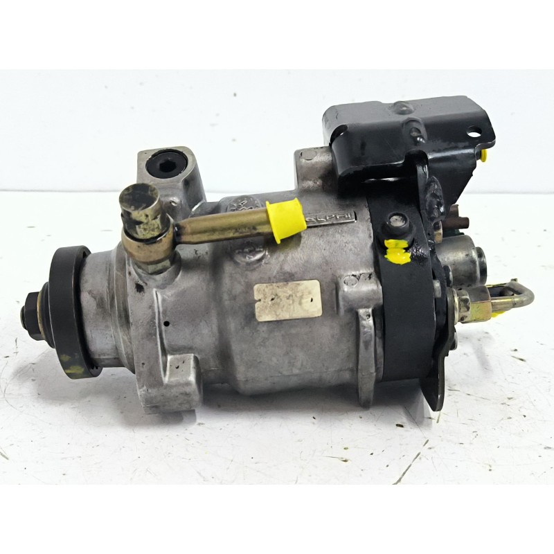 Recambio de bomba inyeccion para ford mondeo iii sedán (b4y) 2.0 tdci referencia OEM IAM R9044Z032A  