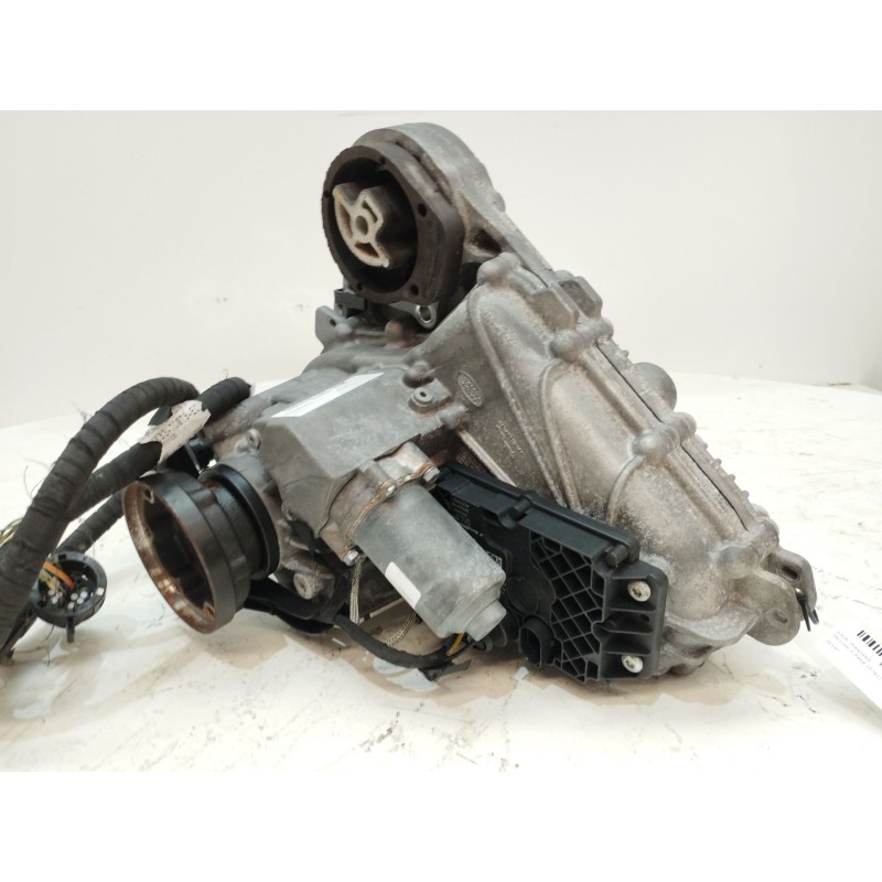 Recambio de caja transfer para jaguar f-pace (x761) 2.0 td4 awd referencia OEM IAM GX637K780BD  