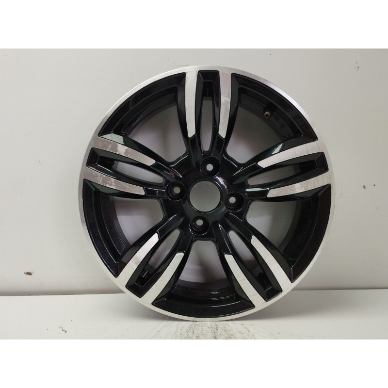 Recambio de llanta para microcar m.go 0.5 referencia OEM IAM 698B 4.5JX15H2 ET 18 H4 4X113