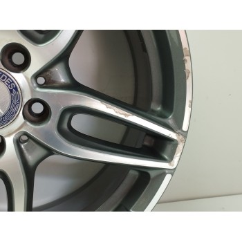 Recambio de llanta para mercedes-benz clase a (w176) a 180 (176.042) referencia OEM IAM A1764010700 7.5Jx18 ET52 H5 5X114