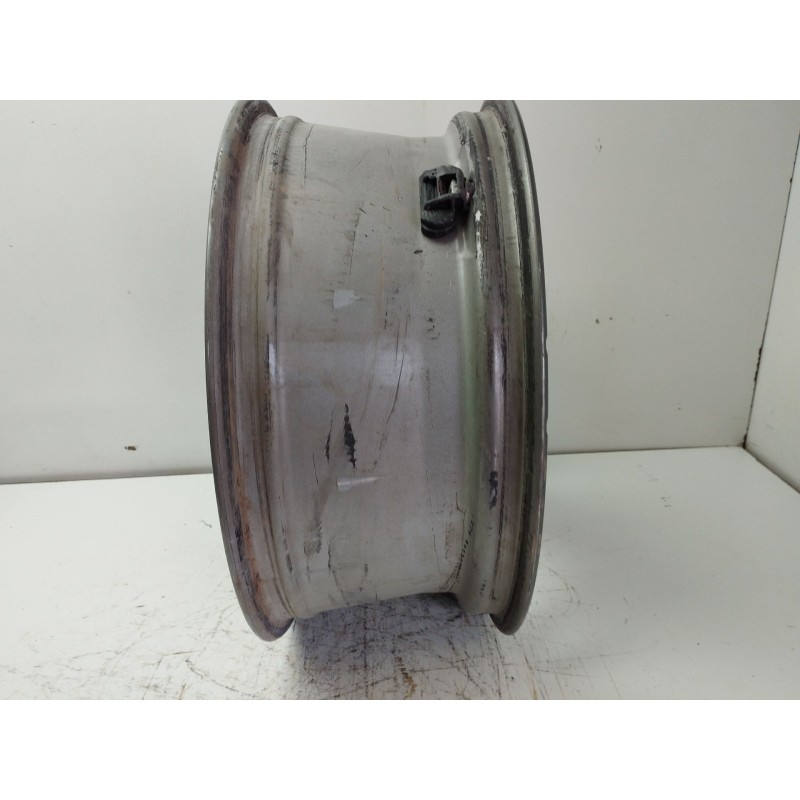 LLANTA 7.5Jx18 ET52 H5 5X114