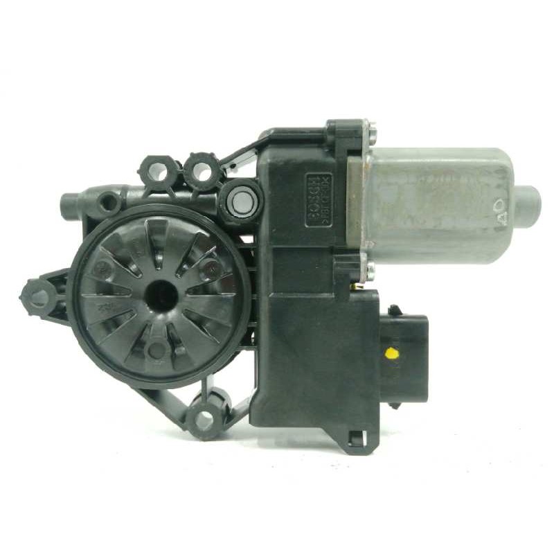 Recambio de motor elevalunas delantero derecho para hyundai i40 1.7 crdi cat referencia OEM IAM 824603Z010  