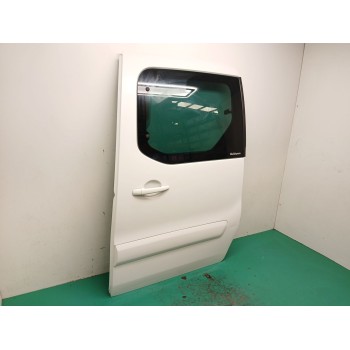 Recambio de puerta lateral corredera izquierda para citroën berlingo 1.6 16v hdi referencia OEM IAM 9006L9 9006L8 