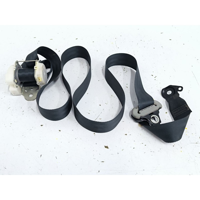 Recambio de cinturon seguridad trasero derecho para toyota yaris (_p9_) 1.0 vvt-i (ksp90_) referencia OEM IAM 733600D091  