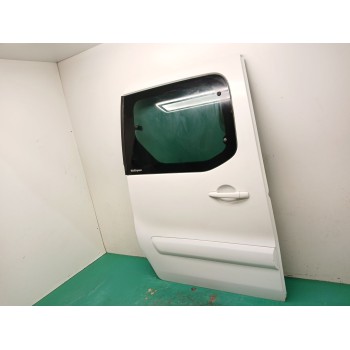 Recambio de puerta lateral corredera derecha para citroën berlingo 1.6 16v hdi referencia OEM IAM 9831177480 9008S3 9008S2