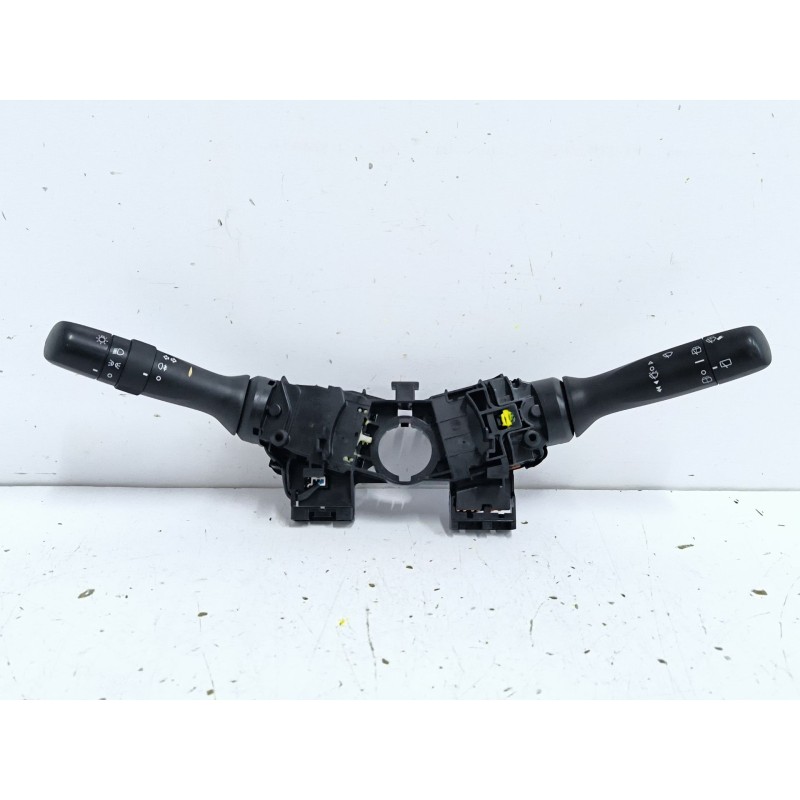 Recambio de mando multifuncion para toyota yaris (_p9_) 1.0 vvt-i (ksp90_) referencia OEM IAM 841400D091 846520D031 