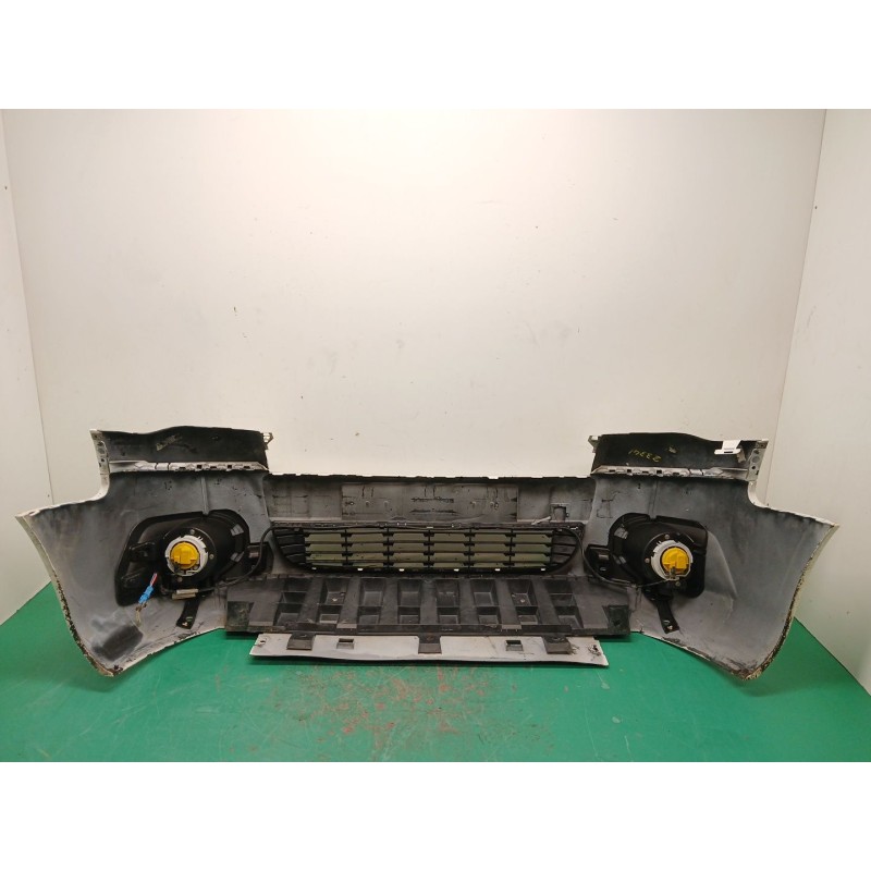 PARAGOLPES DELANTERO 7401PT