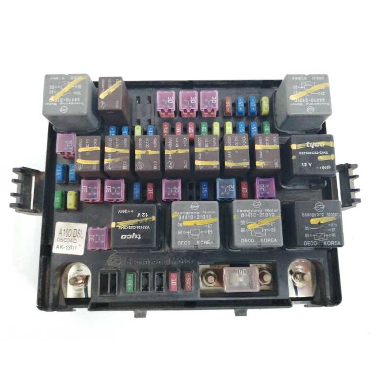 Recambio de caja reles / fusibles para ssangyong rodius 2.7 turbodiesel cat referencia OEM IAM   