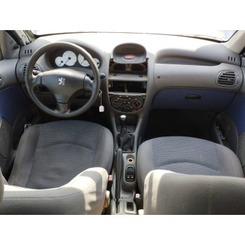 peugeot 206 berlina del año 2004