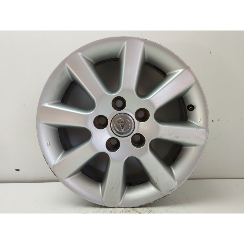 Recambio de llanta para toyota corolla verso (r1) 2.2 turbodiesel cat referencia OEM IAM 426110F070 6.5JX16 ET45 H5 5X115