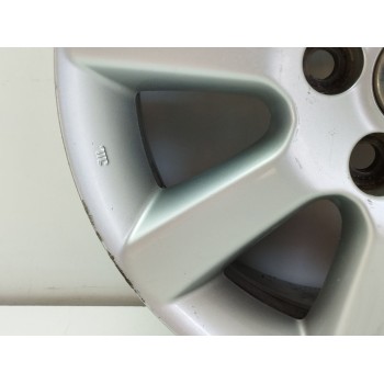 Recambio de llanta para toyota corolla verso (r1) 2.2 turbodiesel cat referencia OEM IAM 426110F070 6.5JX16 ET45 H5 5X115