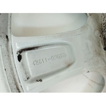 Recambio de llanta para toyota corolla verso (r1) 2.2 turbodiesel cat referencia OEM IAM 426110F070 6.5JX16 ET45 H5 5X115