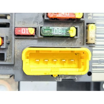 Recambio de caja reles / fusibles para citroën c5 iii (rd_) 1.6 hdi 110 referencia OEM IAM 9664705980  