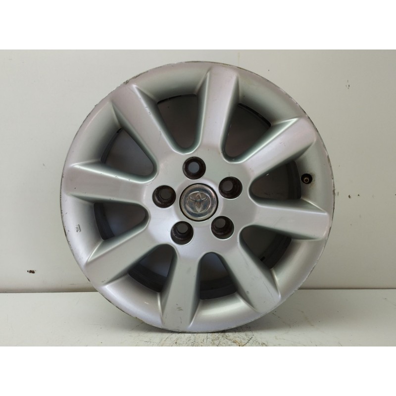 Recambio de llanta para toyota corolla verso (r1) 2.2 turbodiesel cat referencia OEM IAM 426110F070 6.5JX16 ET45 H5 5X115