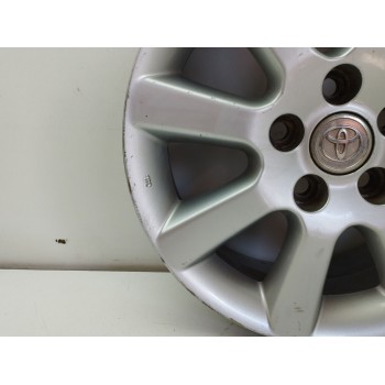 Recambio de llanta para toyota corolla verso (r1) 2.2 turbodiesel cat referencia OEM IAM 426110F070 6.5JX16 ET45 H5 5X115