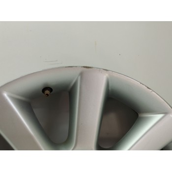 Recambio de llanta para toyota corolla verso (r1) 2.2 turbodiesel cat referencia OEM IAM 426110F070 6.5JX16 ET45 H5 5X115
